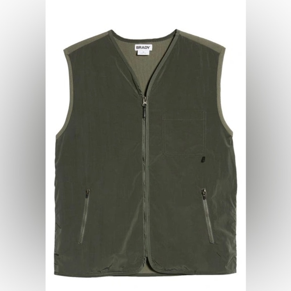 BRADY
Engineered Knit Hybrid Golf Vest In Forest